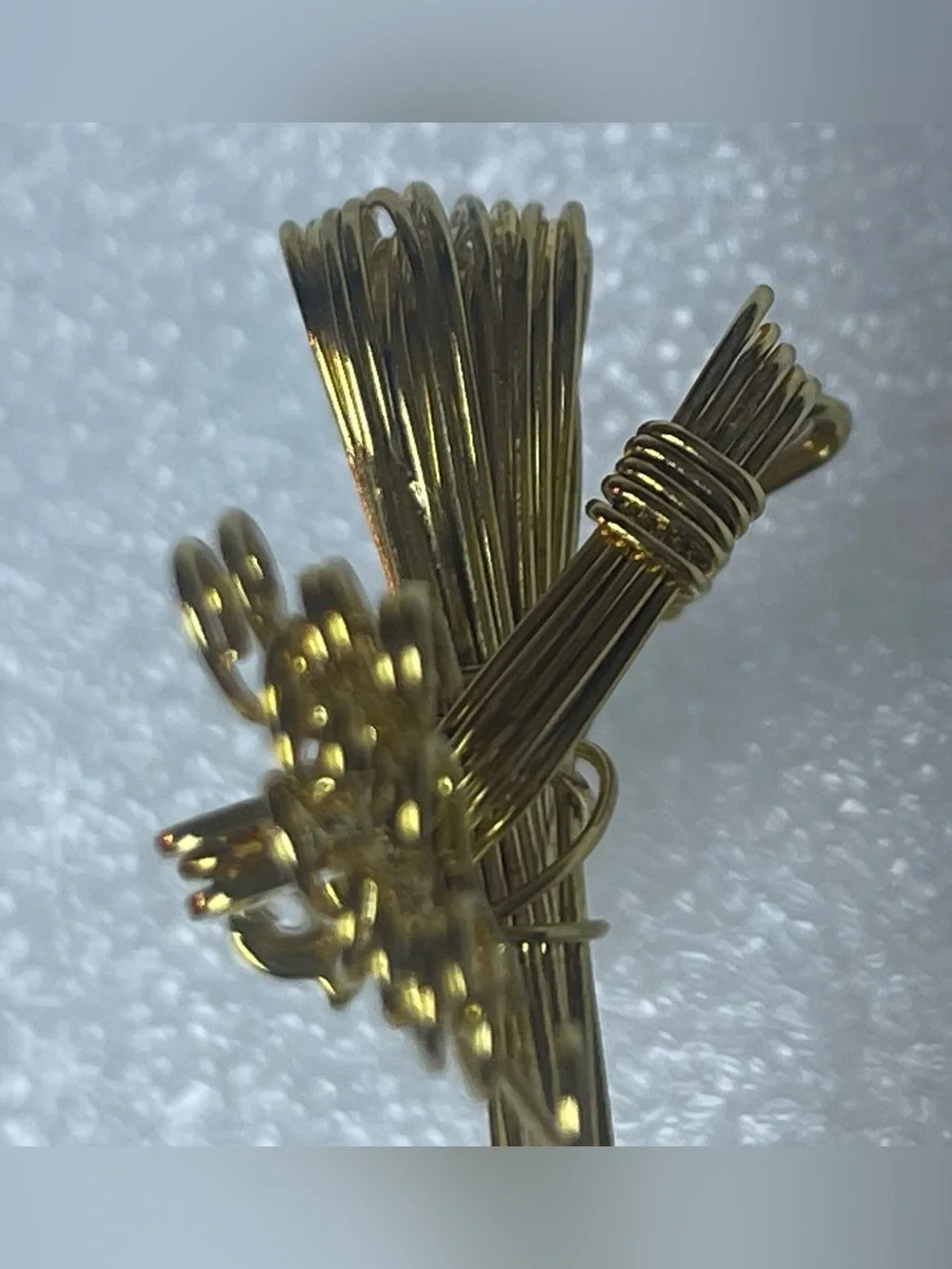 Vintage Wire Angel Brooch Pin Gold Tone Sliding Beads Pearl Christmas